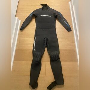 Neil Pryde Wetsuit 3K Series 5/3 NWT